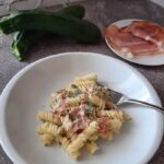 Fusilli zucchine e speck