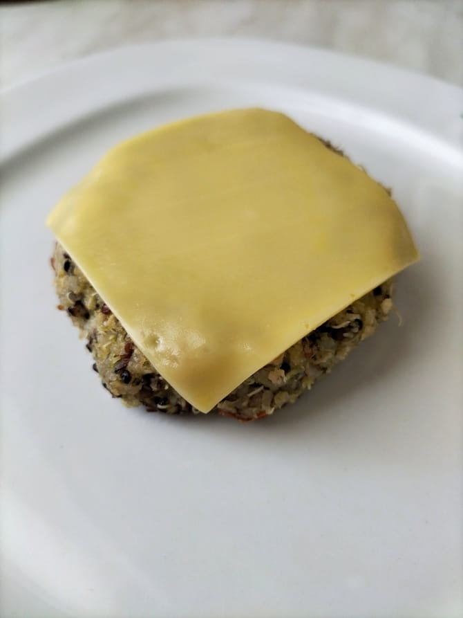 polpette di quinoa con formaggio vegan